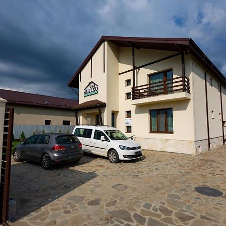 Hotel Pensiunea Mateo Buzău Zewnętrze zdjęcie