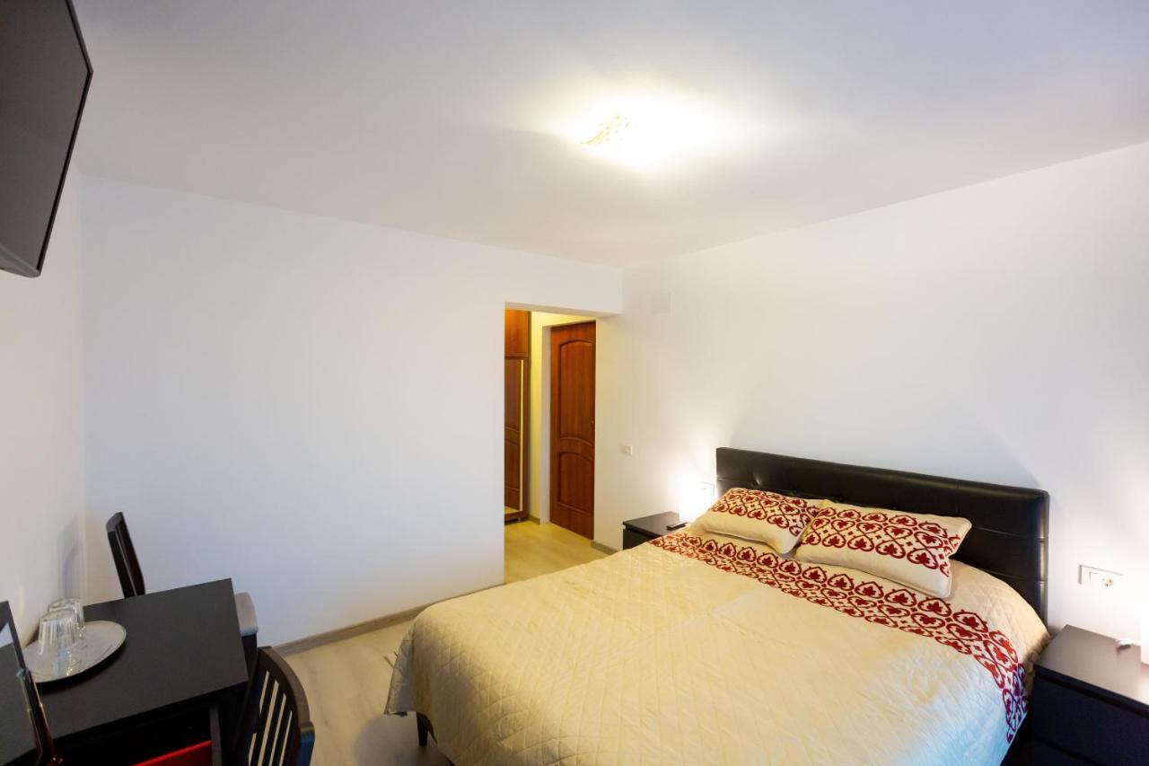 Hotel Pensiunea Mateo Buzău Zewnętrze zdjęcie