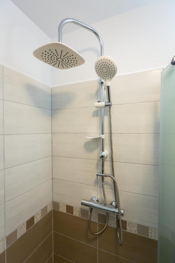 Hotel Pensiunea Mateo Buzău Zewnętrze zdjęcie