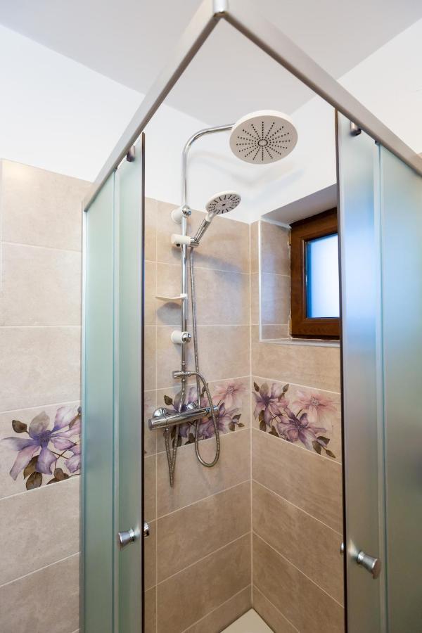 Hotel Pensiunea Mateo Buzău Zewnętrze zdjęcie