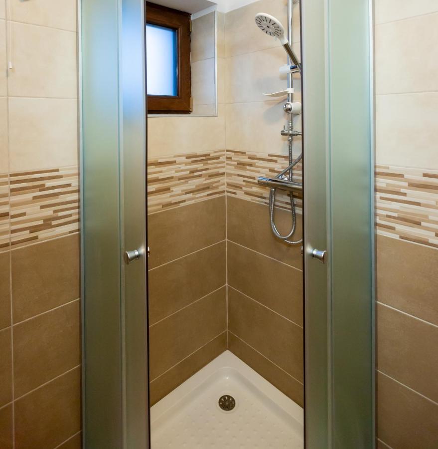 Hotel Pensiunea Mateo Buzău Zewnętrze zdjęcie