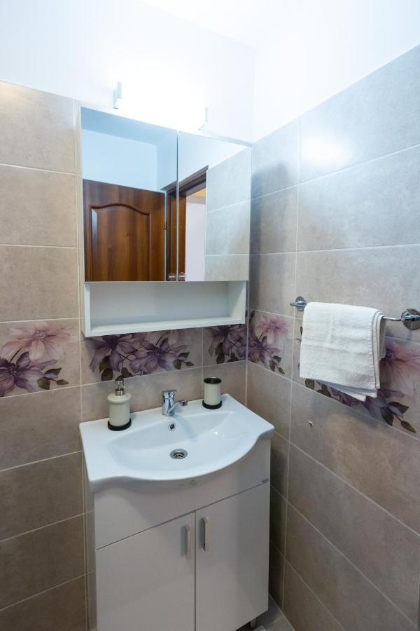 Hotel Pensiunea Mateo Buzău Zewnętrze zdjęcie